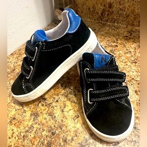 Kids Black and Blue Velcro Sneakers